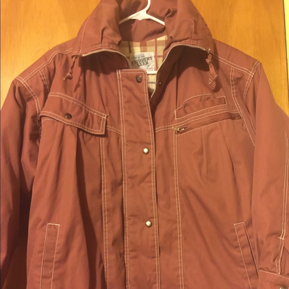 “Be in the CURRENT SEEN” thick women jacket size L